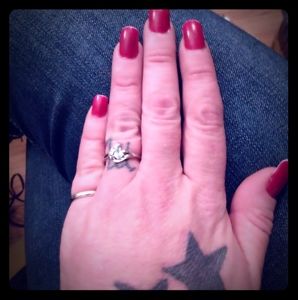 1ct diamond ring pear shipped..